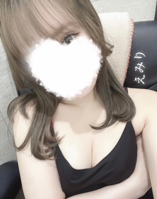 英美里-えみり-