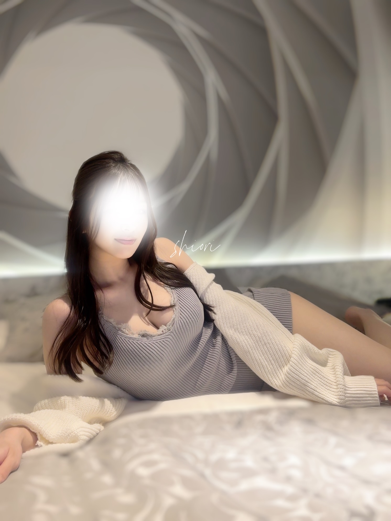 栞里-しおり-